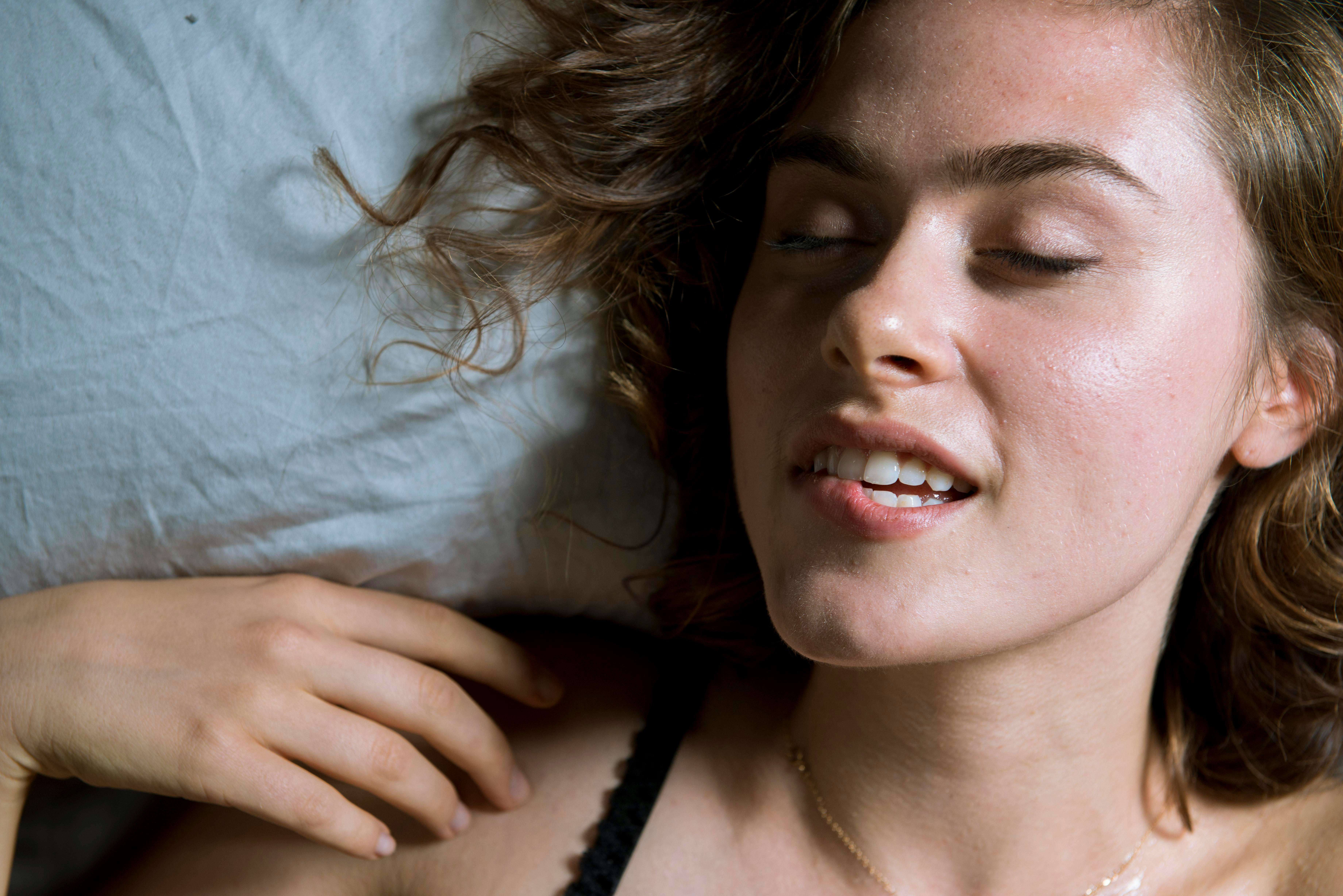 Faces Of Women Having An Orgasm Faces Of Women Having An Orgasm